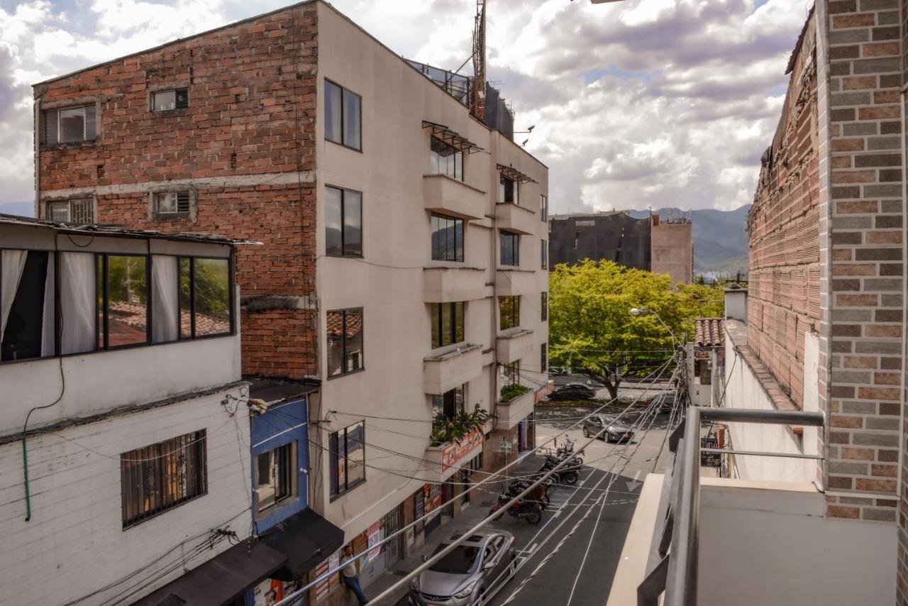 Calle 8 Suites Medellín Exterior foto